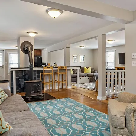 The Brew House - 2Nd Floor Private Apartment